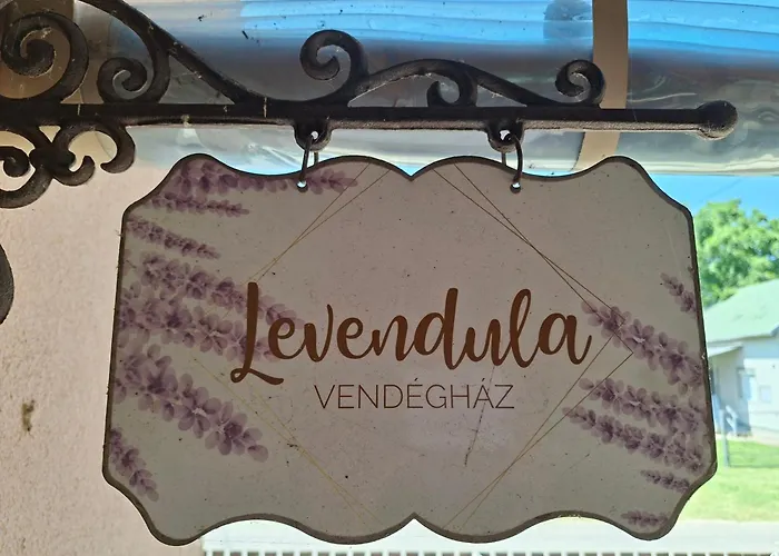 Levendula Vendeghaz 度假居 *
